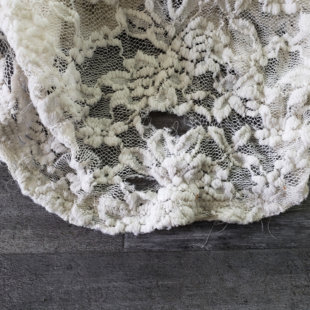 White Lace Detailed High Waisted Flare Pant - Picture 3 of 6
